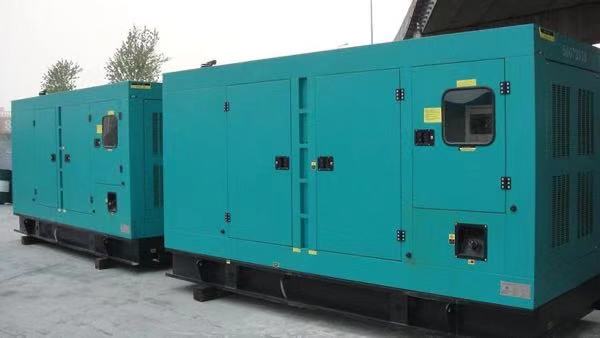 易县康明斯400kw大型柴油二手发电机组