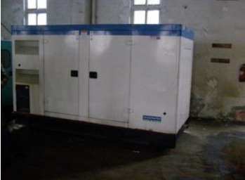 易县康明斯150kw大型柴油二手发电机组